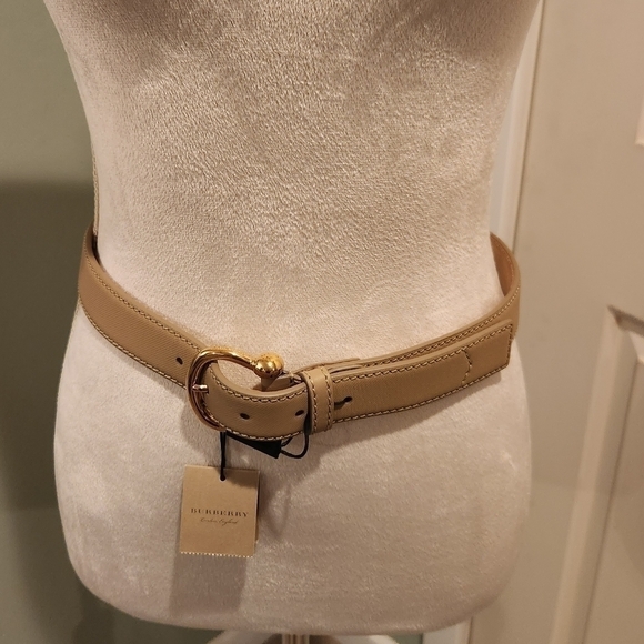 NWT Authentic Burberry Belt - Picture 1 of 8
